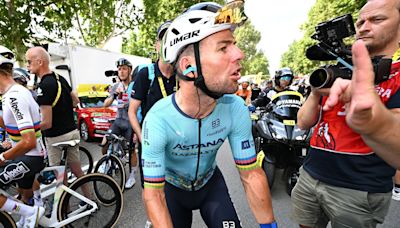 Tour de France: Mark Cavendish on crash which derailed bid for record stage win - 'My chances were ruined' - Eurosport