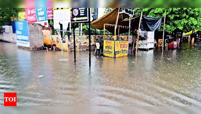 Waterlogging in Lucknow due to Heavy Rains | Lucknow News - Times of India