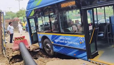 Traffic jam after MB Road section in south Delhi caves in, trapping bus in crater