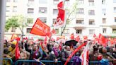 Thousands demonstrating in Madrid want Sánchez to stay in office