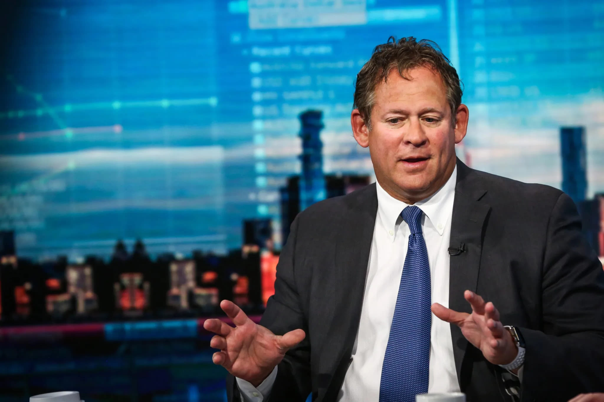 BlackRock’s bond guru Rick Rieder says the Fed’s favorite inflation firefighting strategy is failing—‘the private sector has become a creditor now’