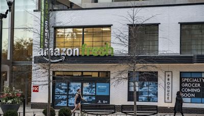 BREAKING: Amazon Fresh closing in Crystal City