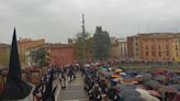 La lluvia obliga a suspender la procesión del Vía Crucis en Barbastro