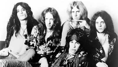 Stars from across the world of rock pay tribute to Aerosmith after the iconic band announced their retirement from touring