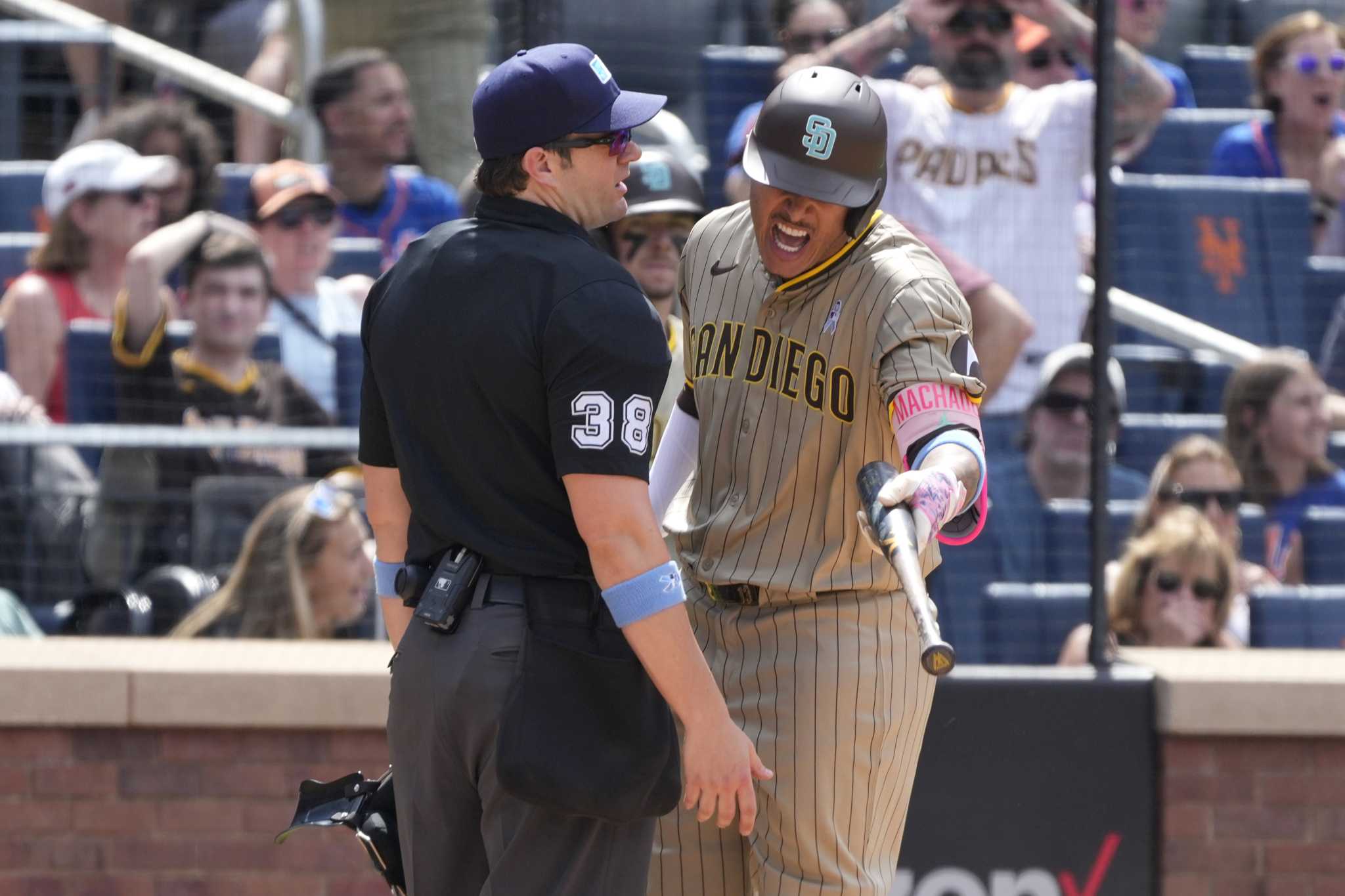 Padres' Manny Machado and manager Mike Shildt ejected during game against Mets