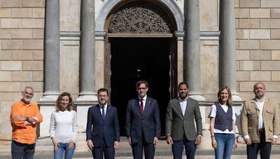 Los candidatos a la Generalitat pasan la jornada de reflexión mientras planea la sombra del bloqueo