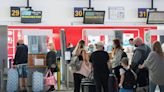 'No podemos hacer que sea más barato irse a Estados Unidos que a Canarias': la patronal denuncia la situación de los billetes aéreos