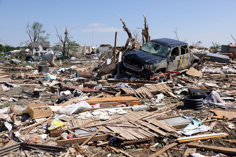 Four confirmed dead in Iowa tornado as more storms threaten Southern Plains