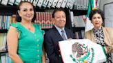 Maestro michoacano representará a México en España en concurso de poesía