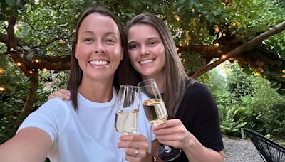 Love Trumps Rivalry: England Wicketkeeper Amy Jones Gets Engaged To Australian Cricketer Piepa Cleary