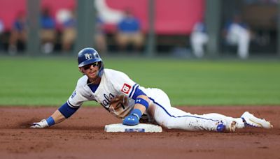 Royals' Witt Jr. 1st SS with multiple 30-30 seasons