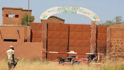 Prisoners escape from Niger jail that holds jihadists