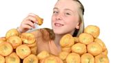 Girl addicted to Yorkshire puddings finally eats real meal — thanks to hypnosis