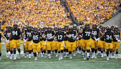 Iowa football at Minnesota: Score updates, highlights and more from the Floyd of Rosedale game