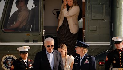 Biden Circle Shrinks as Democrats Fear Election Wipeout