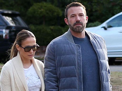 Jennifer Lopez and Ben Affleck's Body Language Seems 'Platonic' and May Signal 'Emotional Turmoil,' Shares Expert