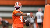 Browns QB Watson 'looks like himself,' rotating days throwing as he recovers from shoulder surgery