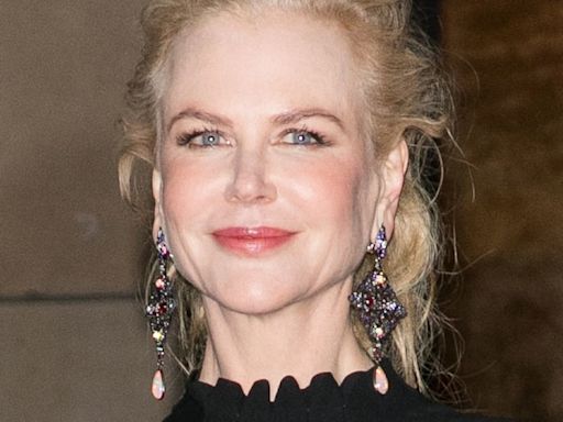 Nicole Kidman and daughters Sunday and Faith pose in the sea in never-before-seen photo