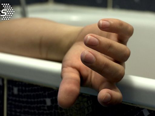 洗澡超過半小時！28歲男「雙眼上吊」倒臥浴室 抽血揪禍首│TVBS新聞網