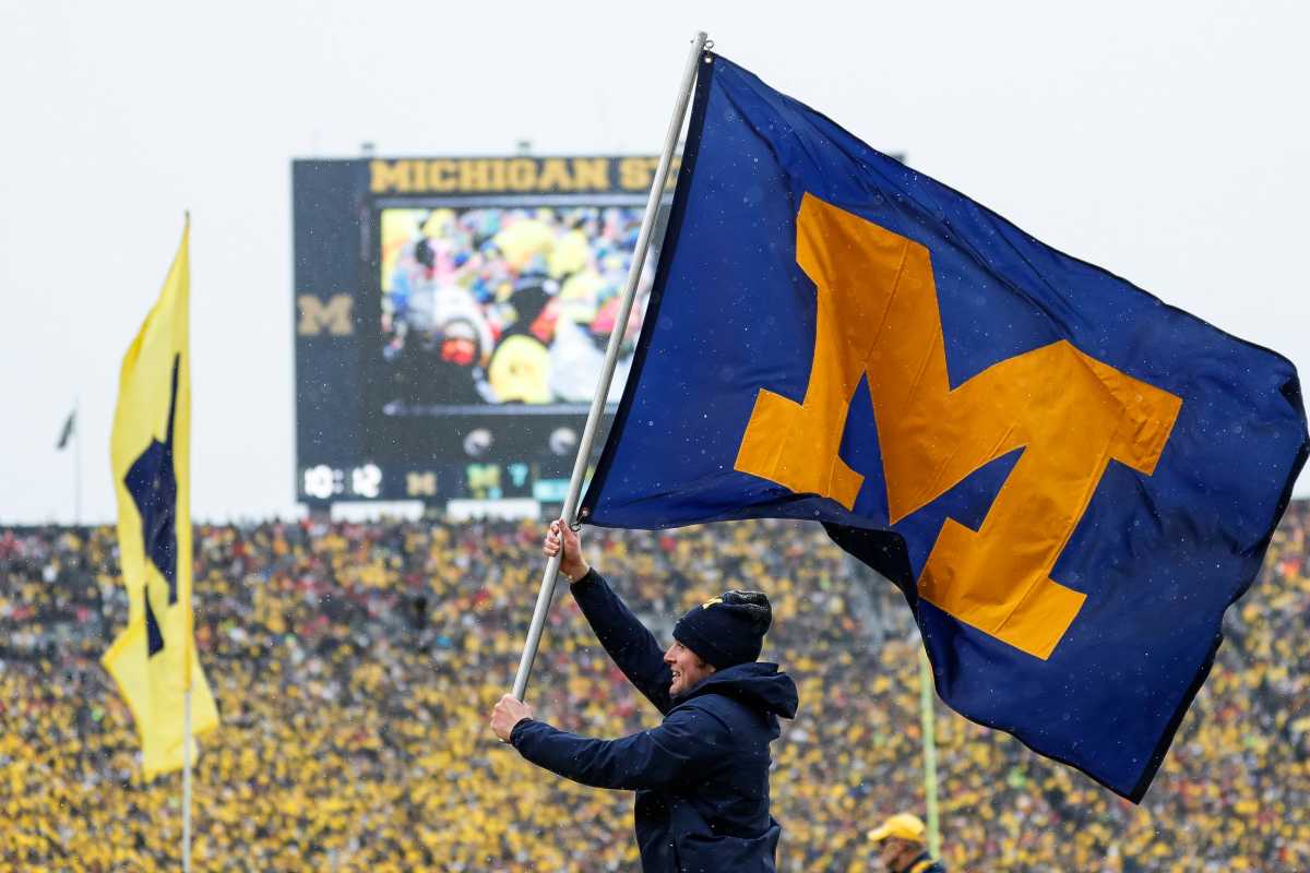 Michigan Football News: Julius Holly Reveals Why He Chose Michigan Over Others