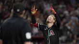 Pinch-hitter Pavin Smith smacks a 2-run homer to lift the Diamondbacks over the Giants 4-2