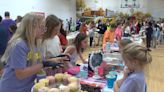 Potter Gray students host mini mall event at school