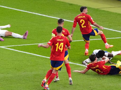 Euro 2024 final – live! Spain take the lead against England in battle for glory