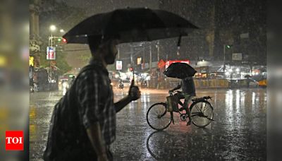 Heavy rain likely in Kolkata tomorrow | Kolkata News - Times of India