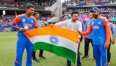 Hardik Pandya reacts to being Rohit Sharma's potential captaincy successor for 2026 T20WC after India great's retirement