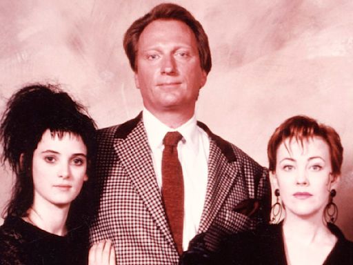 Jeffrey Jones Is Notably Absent From "Beetlejuice Beetlejuice" And Everyone Else Noticed, Too