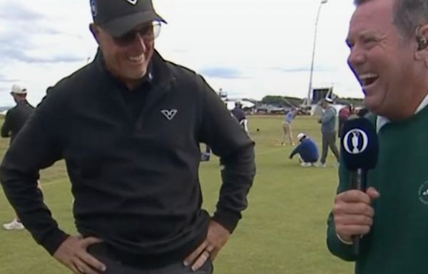 Phil Mickelson’s Open Championship Outfit Has Golf World Buzzing