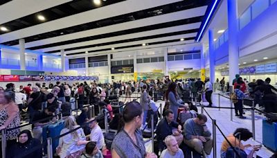 Mayhem at UK airports amid global IT outage