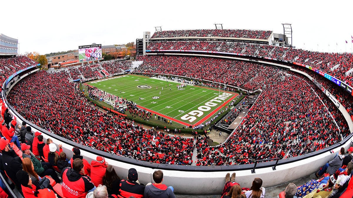 Georgia football star Rodarius Thomas being held without bail after arrest on family violence charges