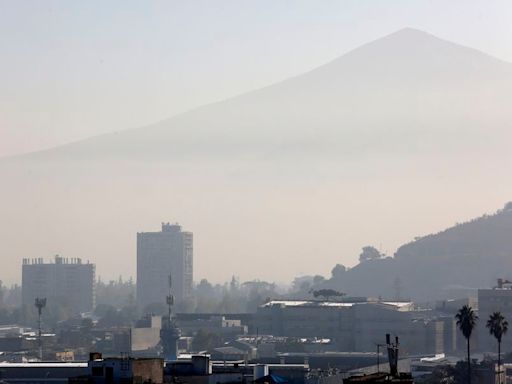 Calidad del aire no mejora: declaran alerta ambiental en la Región Metropolitana para este domingo - La Tercera