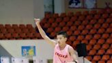 EBC國小籃賽》龍華奪乙級分組冠軍 主控黃威瑜從「獨善其身」變團隊至上
