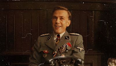 Does Hans Landa recognise Shoshana at the restaurant in ‘Inglourious Basterds’?