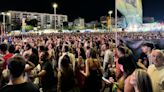 Más de 12.000 personas abarrotaron la zona del Moll dels Borja de Gandia en 'LOS 40 Summer Live'