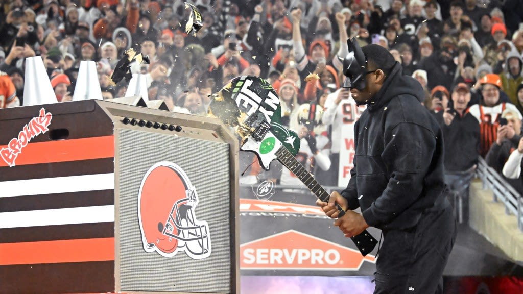 Is Nick Chubb hinting at a quicker return to Browns than anticipated?