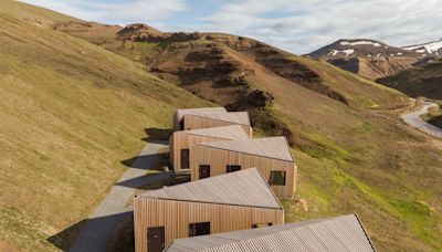 Hoteles lujosos en paisajes indómitos: la otra forma de perderse en la naturaleza de Islandia a Galápagos