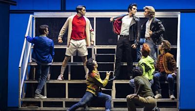Grease, il nuovo tour: torna a Roma il musical diventato un fenomeno di costume pop