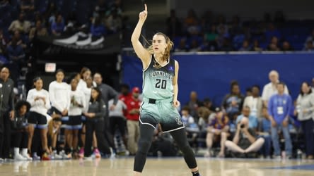 Sabrina Ionescu's big fourth quarter lifts Liberty to 75-71 win over Aces