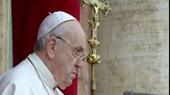 Pope Francis delivers Christmas Day message of unity