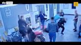 Un nuevo vídeo muestra lo sucedido antes de la brutal agresión policial a un hombre en Mánchester
