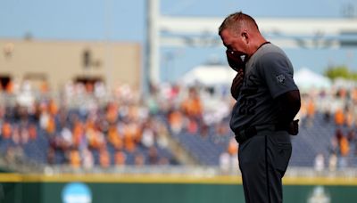 Reports: Texas A&M hires baseball head coach