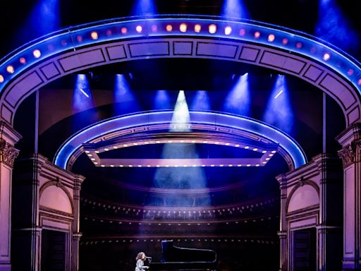 Review: BEAUTIFUL THE CAROLE KING MUSICAL at Paramount Theatre Aurora, IL