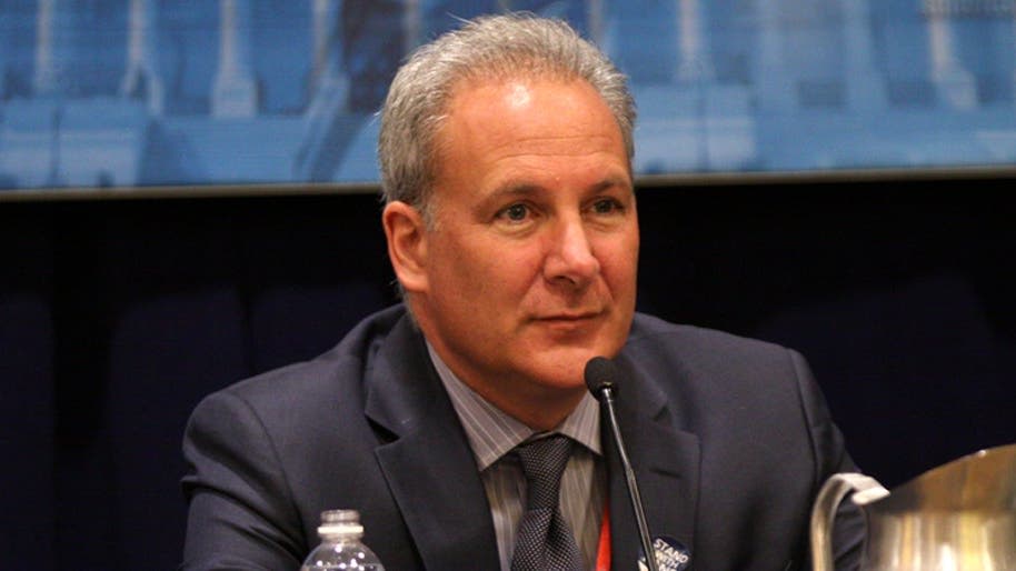 Peter Schiff Says 'Smart Money Is Selling' And Dumb Money Is Buying It Through ETFs: 'They Set ...