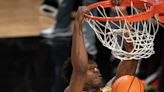 Ezra Manjon's amazing buzzer-beating shot lifts Vanderbilt basketball over Texas A&M