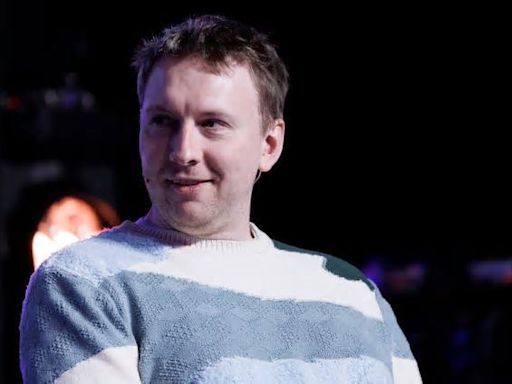 Joe Lycett Unveils Unique Billboard For His New Show – And It's The Most Joe Lycett Thing Ever