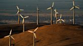 US energy panel approves rule to expand transmission of renewable power