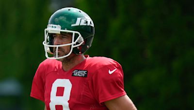 Aaron Rodgers and Garrett Wilson downplay heated sideline discussion in Jets training camp